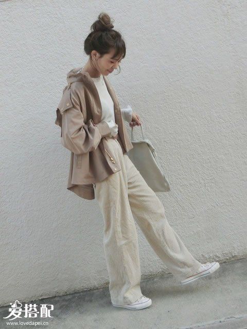 春季米色小清新穿搭，秒變氣質(zhì)鄰家女孩