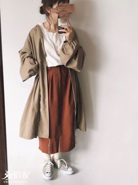 春季米色小清新穿搭，秒變氣質(zhì)鄰家女孩